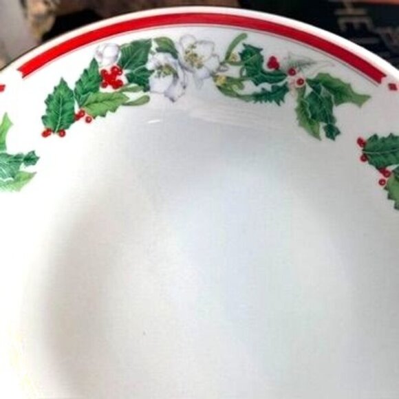Vtg. Lynns Fine China St Maria Soup Cereal Bowl 4-Piece Set Christmas Dinnerware - Picture 4 of 9
